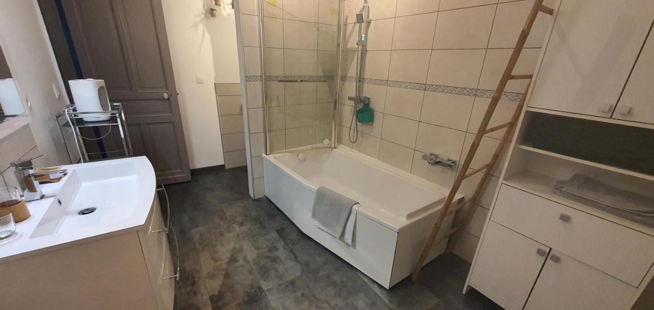 Le Petit Cocon Apartamento Comines-Warneton Exterior foto